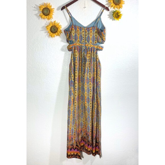 Gianni Bini Boho maxi dress with side cutouts & a tribal ikat print Size Large - Picture 8 of 12